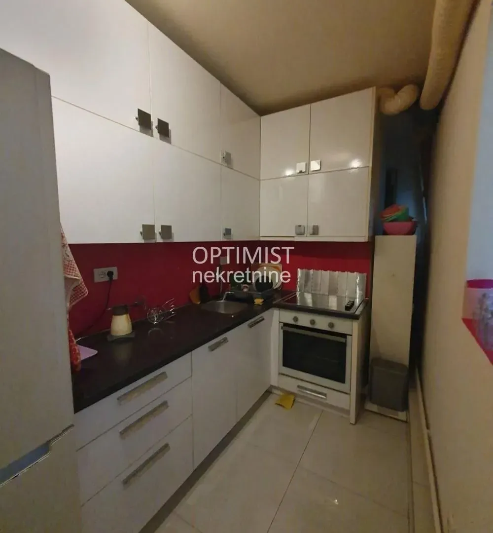 Sale, three bedroom apartment, 76m², Vračar Centar, Vračar Sve Podlokacije