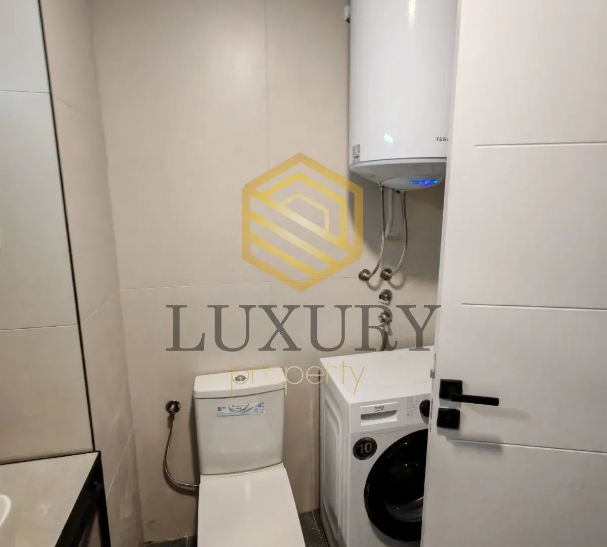 Izdavanje, dvosoban stan, 80m², Preko Morače, Podgorica