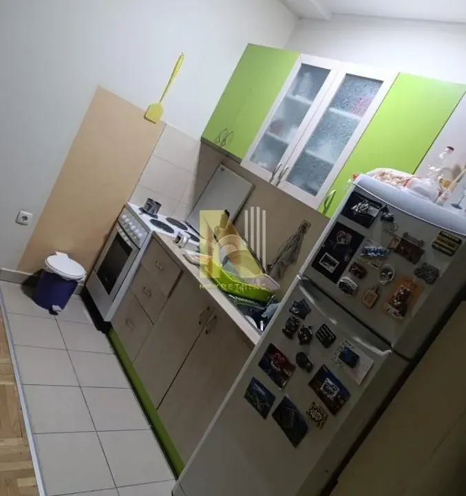 Izdavanje, jednosoban stan, 32m², Bulevar Evrope, Novi Sad Sve Podlokacije