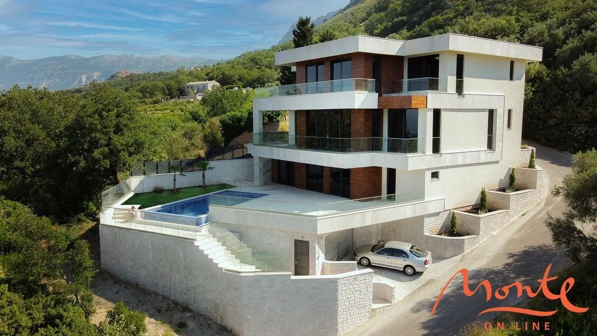 Sale, house, 632m², Reževići, Budva