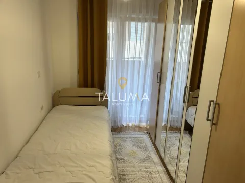 Izdavanje, dvosoban stan, 70m², Tuški Put, Podgorica - image 6