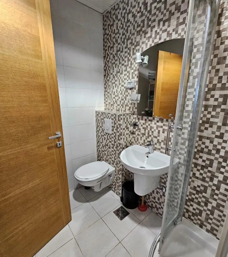Izdavanje, jednosoban stan, 50m², City Kvart, Podgorica
