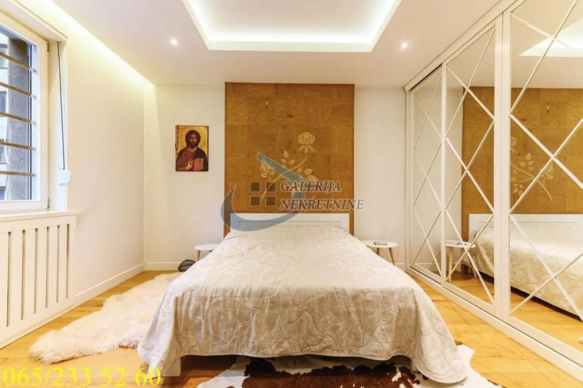 Sale, three bedroom apartment, 95m², Stari Grad, Beograd