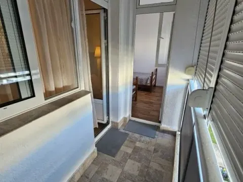 Rent, two bedroom apartment, 70m², Bar, Crna Gora - image 6