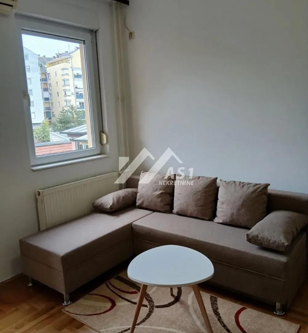 Izdavanje, jednosoban stan, 33m², Grbavica, Novi Sad Sve Podlokacije