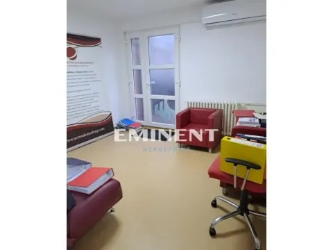 Izdavanje, stan, 105m², Bežanijska Kosa Sve Podlokacije, Beograd - image 1