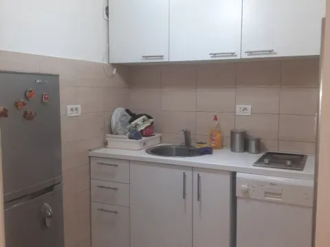 Izdavanje, stan, 35m², City Kvart, Podgorica - image 4