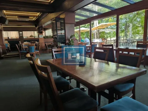 Prodaja, poslovni prostor, 1100m², Centar, Ćuprija - image 13