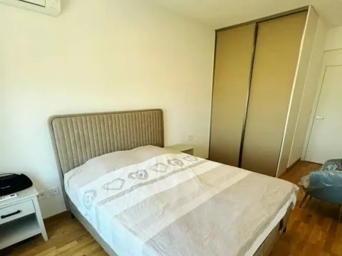 Rent, two bedroom apartment, 66m², Stari Aerodrom, Podgorica - image 6
