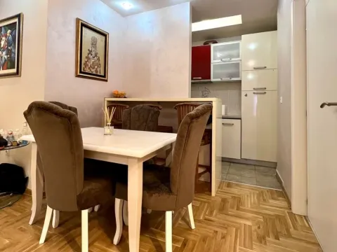 Izdavanje, jednosoban stan, 57m², Lazi, Budva - image 11