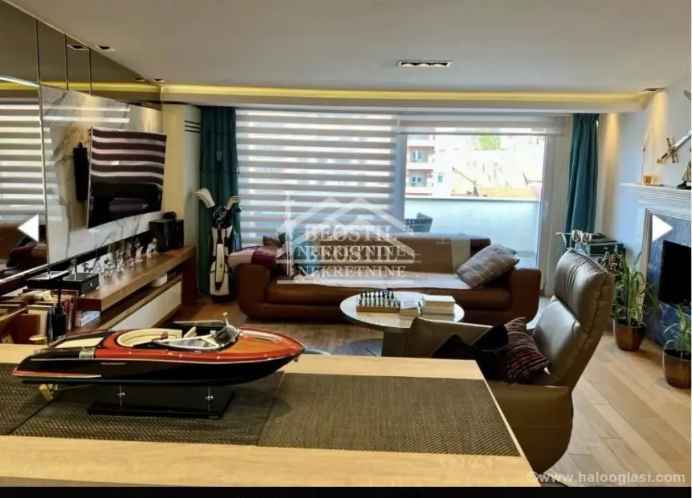 Sale, two bedroom apartment, 83m², Vračar Centar, Vračar Sve Podlokacije