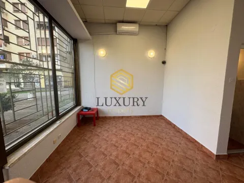 Rent, office space, 17m², Pejton, Podgorica - image 8