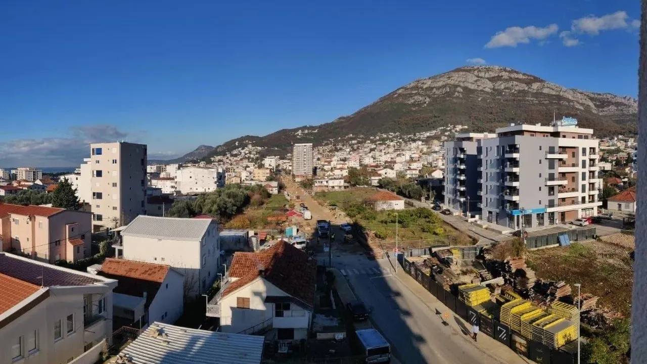 Sale, apartment, 60m², Ilino, Bar