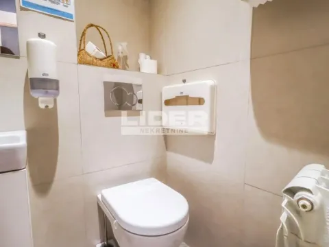 Izdavanje, poslovni prostor, 147m², Kalenić Pijaca, Vračar Sve Podlokacije - image 11