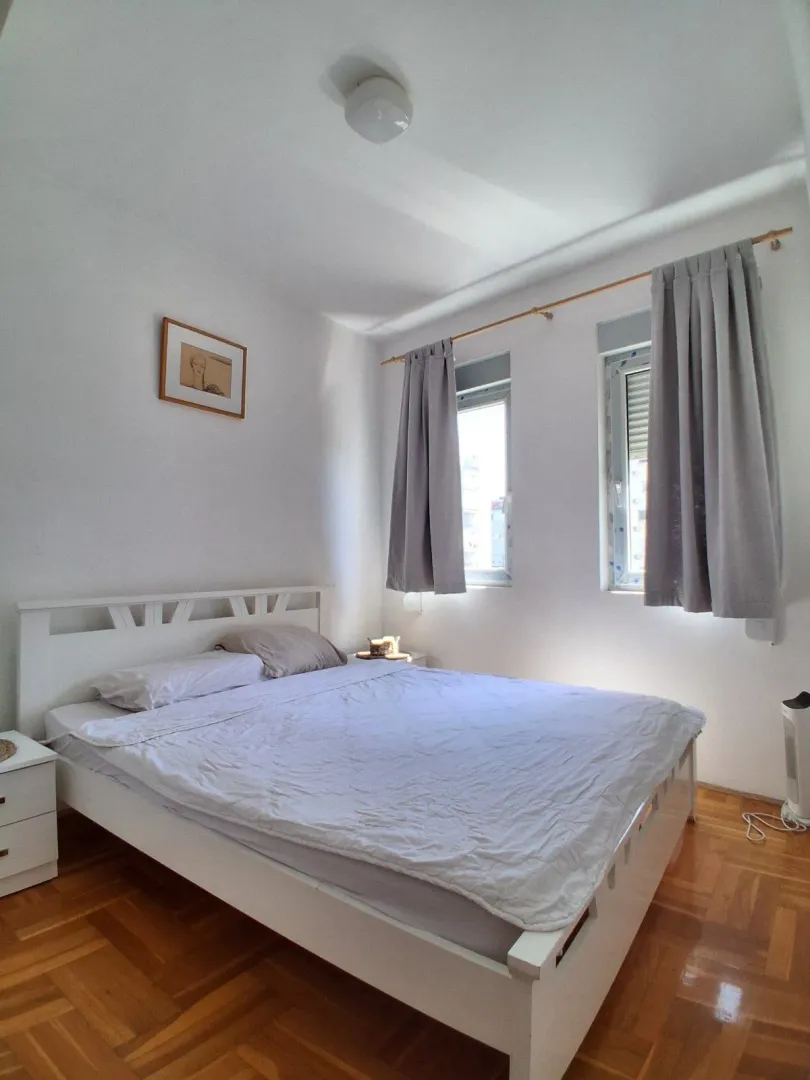 Izdavanje, jednosoban stan, 40m², Stari Aerodrom, Podgorica