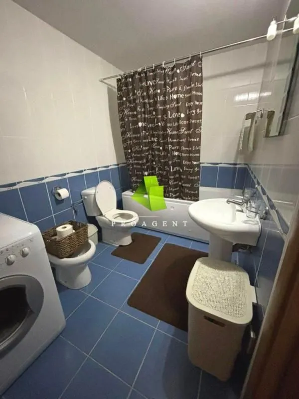 Izdavanje, trosoban stan, 65m², Medijana, Niš