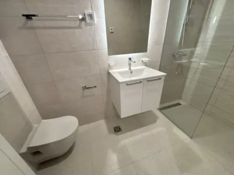 Prodaja, jednosoban stan, 48m², Stari Aerodrom, Podgorica - image 2