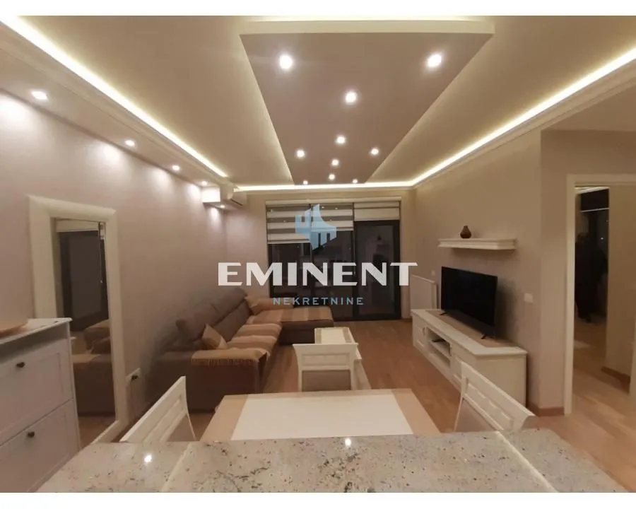 Rent, two bedroom apartment, 55m², Savski Venac, Beograd