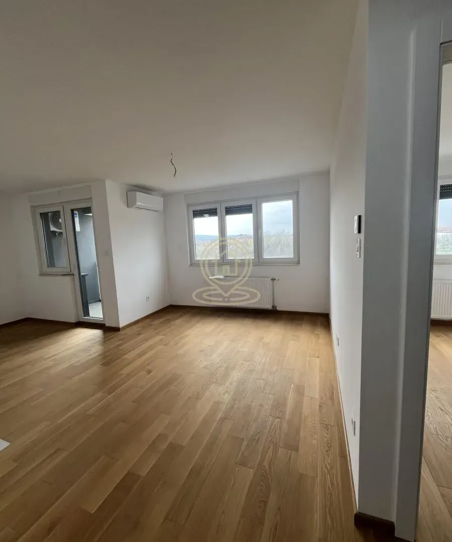 Prodaja, dvosoban stan, 58m², Bulevar Evrope, Novi Sad Sve Podlokacije