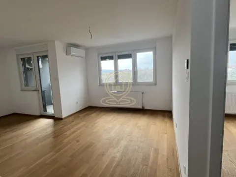 Prodaja, dvosoban stan, 58m², Bulevar Evrope, Novi Sad Sve Podlokacije - image 3