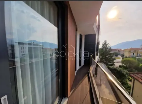 Rent, apartment, 44m², Tivat, Crna Gora - image 2