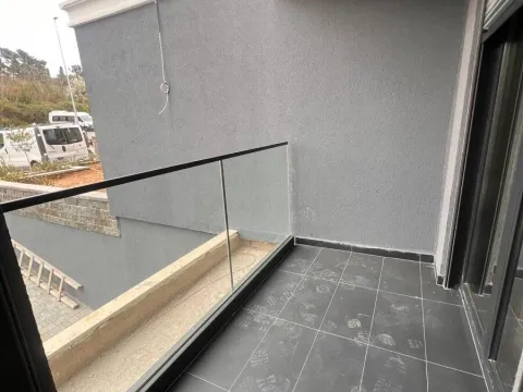 Izdavanje, jednosoban stan, 42m², Zagorič, Podgorica - image 7