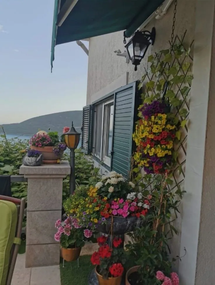 Prodaja, kuća, 296m², Herceg Novi, Crna Gora