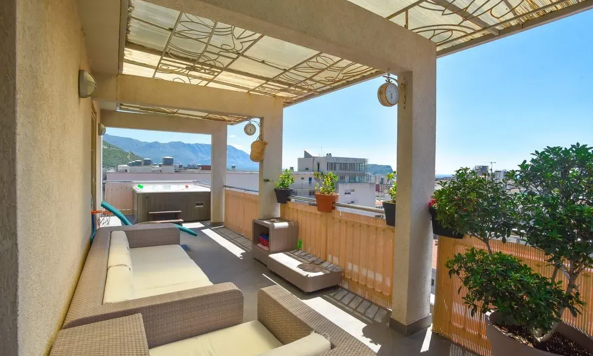 Sale, three bedroom apartment, 179m², Budva, Crna Gora