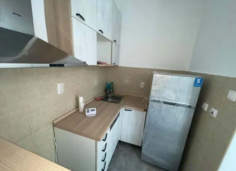 Izdavanje, trosoban stan, 70m², Palata Pravde, Beograd