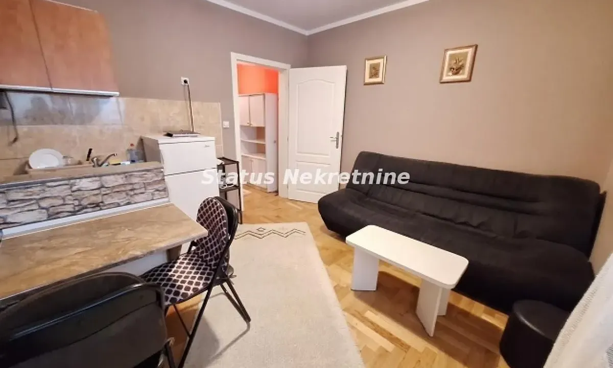Izdavanje, garsonjera, 25m², Nova Detelinara, Novi Sad Sve Podlokacije