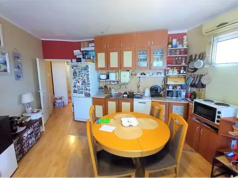 Sale, two bedroom apartment, 66m², Niš, Srbija - image 14