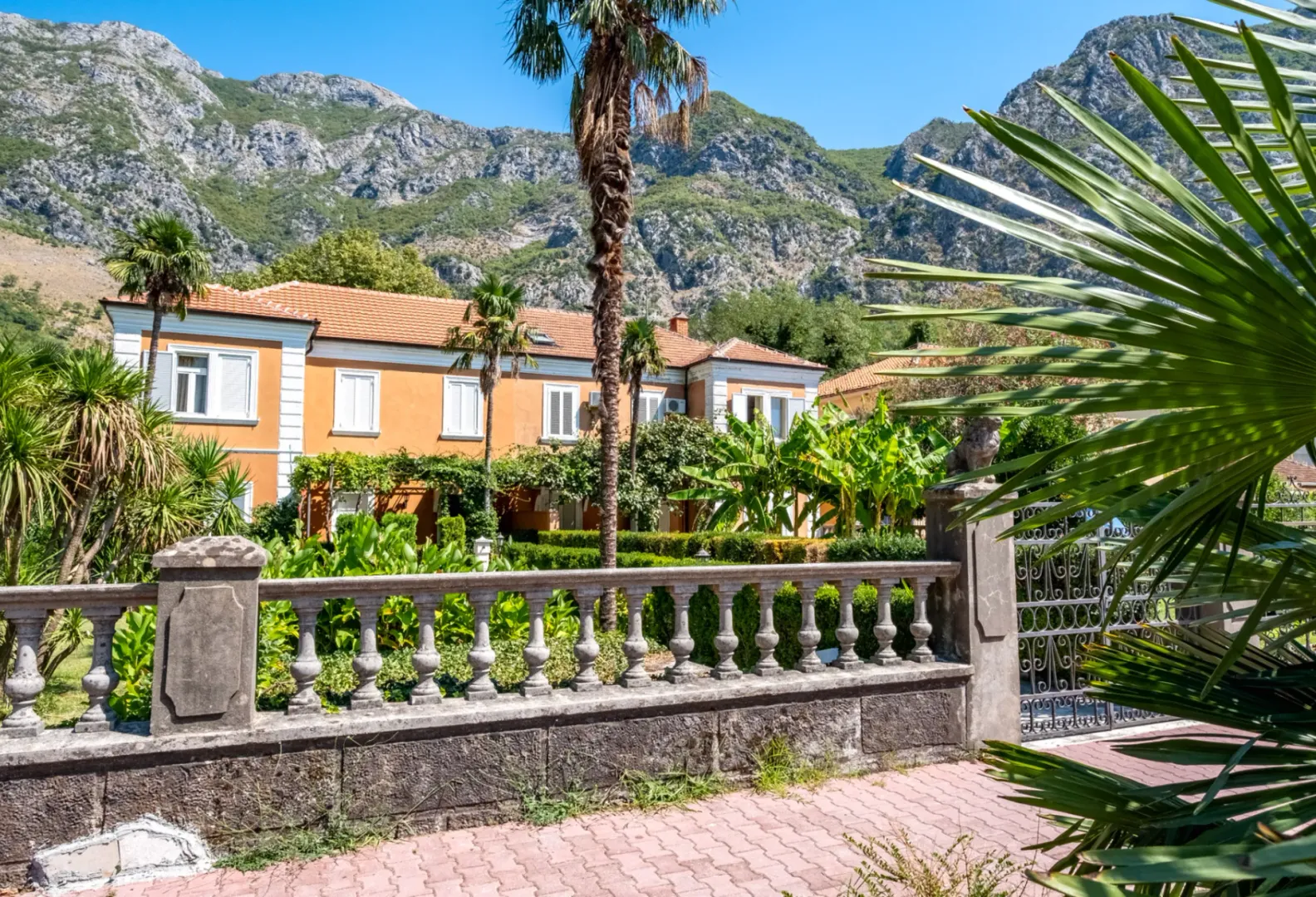 Sale, house, 112m², Risan, Kotor