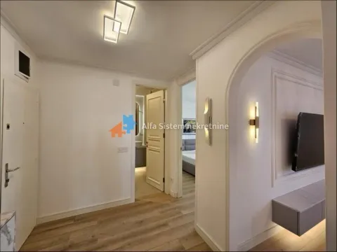Izdavanje, trosoban stan, 85m², Crveni Krst, Beograd - image 5