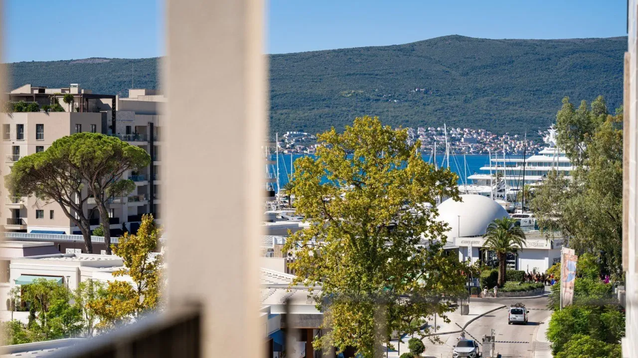 Prodaja, dvosoban stan, 89m², Porto Montenegro, Tivat