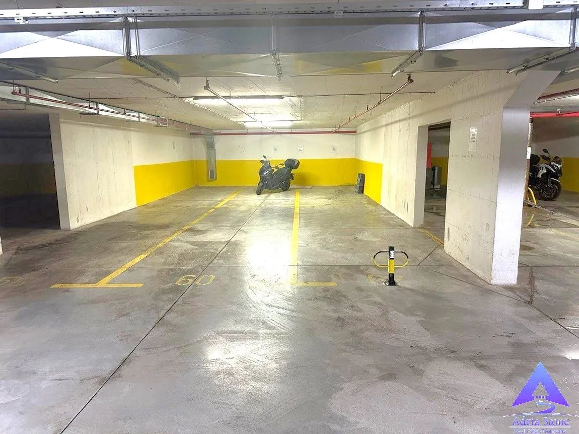 Prodaja, dvosoban stan, 85m², Rozino, Budva