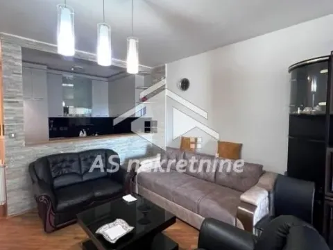 Izdavanje, dvosoban stan, 65m², Savski Venac, Beograd - image 2