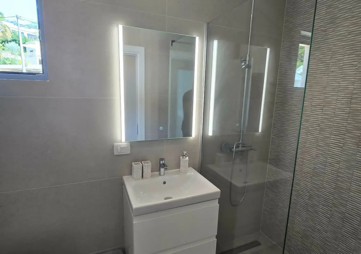 Prodaja, dvosoban stan, 76m², Kava, Tivat