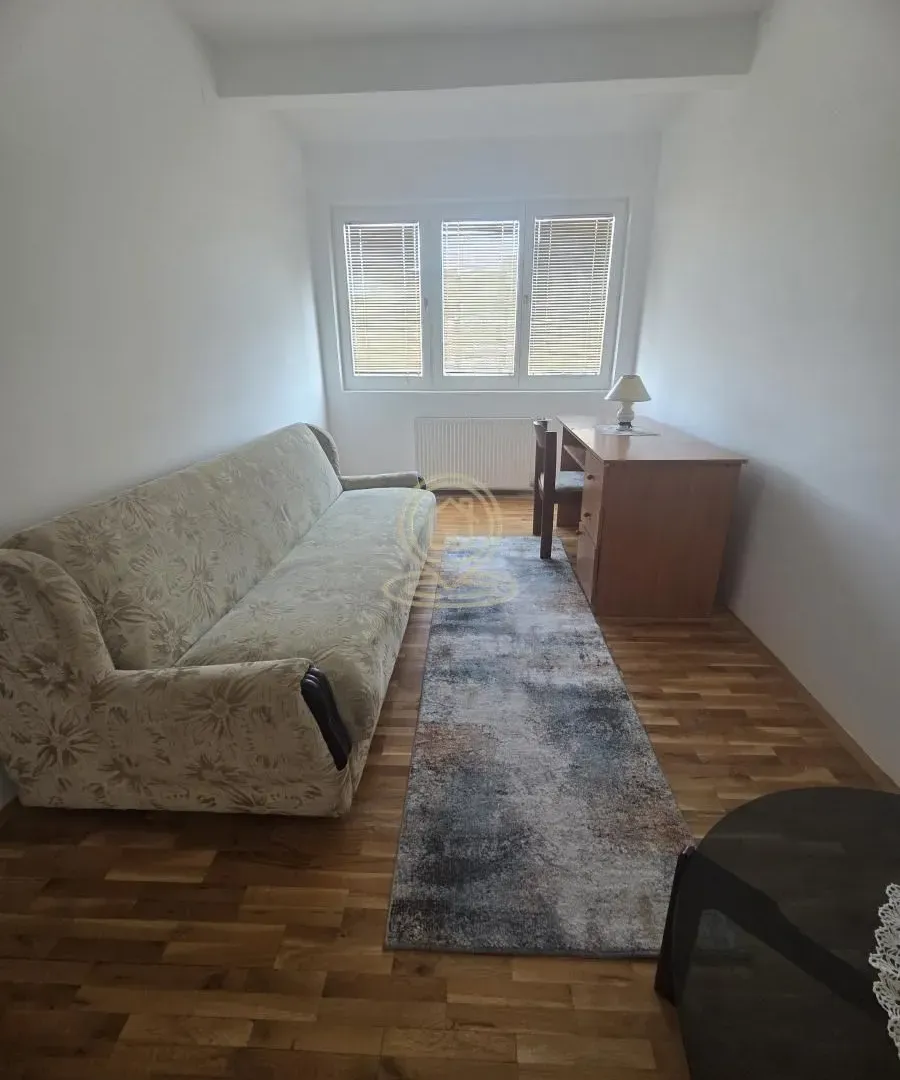 Prodaja, četvorosoban stan, 90m², Medijana, Niš