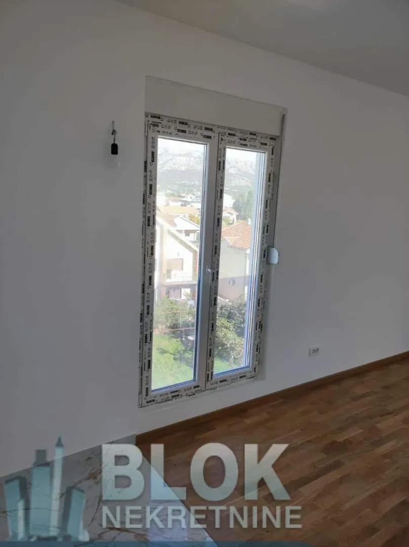Izdavanje, jednosoban stan, 45m², Zagorič, Podgorica