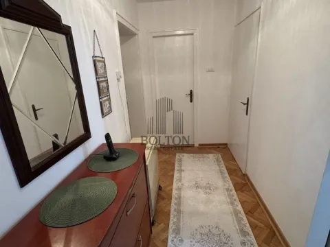 Izdavanje, dvosoban stan, 49m², Vračar, Šid - image 11