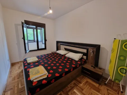Sale, one bedroom apartment, 49m², Bečići, Budva - image 19