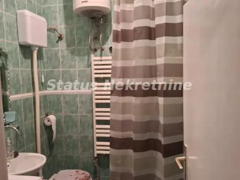 Izdavanje, dvosoban stan, 50m², Novi Sad, Srbija - image 3