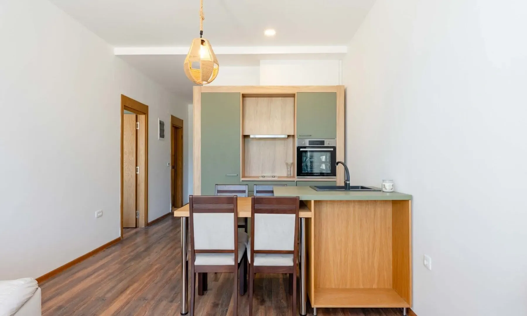 Sale, one bedroom apartment, 54m², Petrovac, Budva