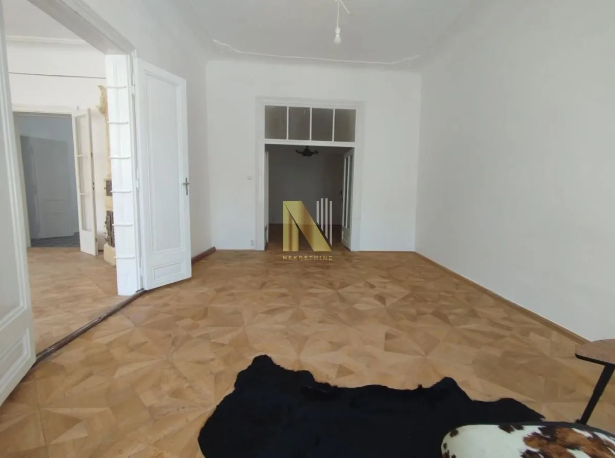Rent, three bedroom apartment, 200m², Centar, Novi Sad