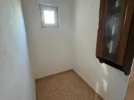 Izdavanje, trosoban stan, 130m2, Zaljevo, Bar