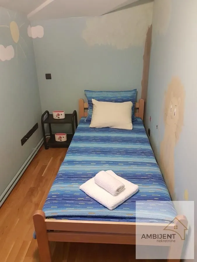 Rent, three bedroom apartment, 73m², Crveni Krst, Beograd
