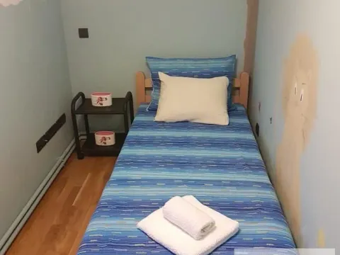 Rent, three bedroom apartment, 73m², Vračar Sve Podlokacije, Beograd - image 10