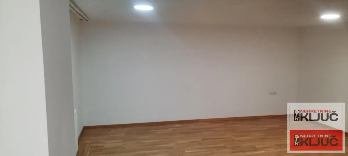 Prodaja, garsonjera, 28m², Adice, Novi Sad Sve Podlokacije