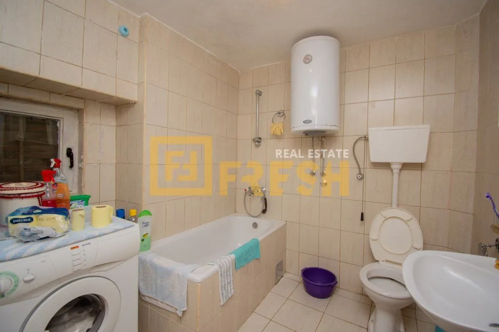 Sale, house, 109m², Ostalo, Podgorica