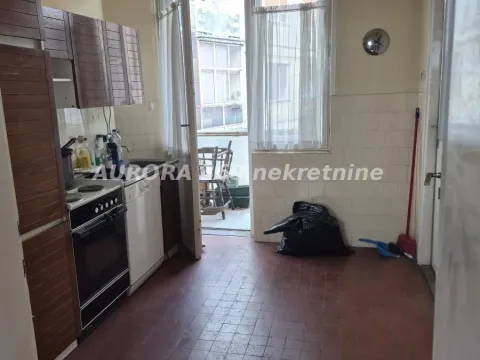 Prodaja, trosoban stan, 75m², Vračar Sve Podlokacije, Beograd - image 5